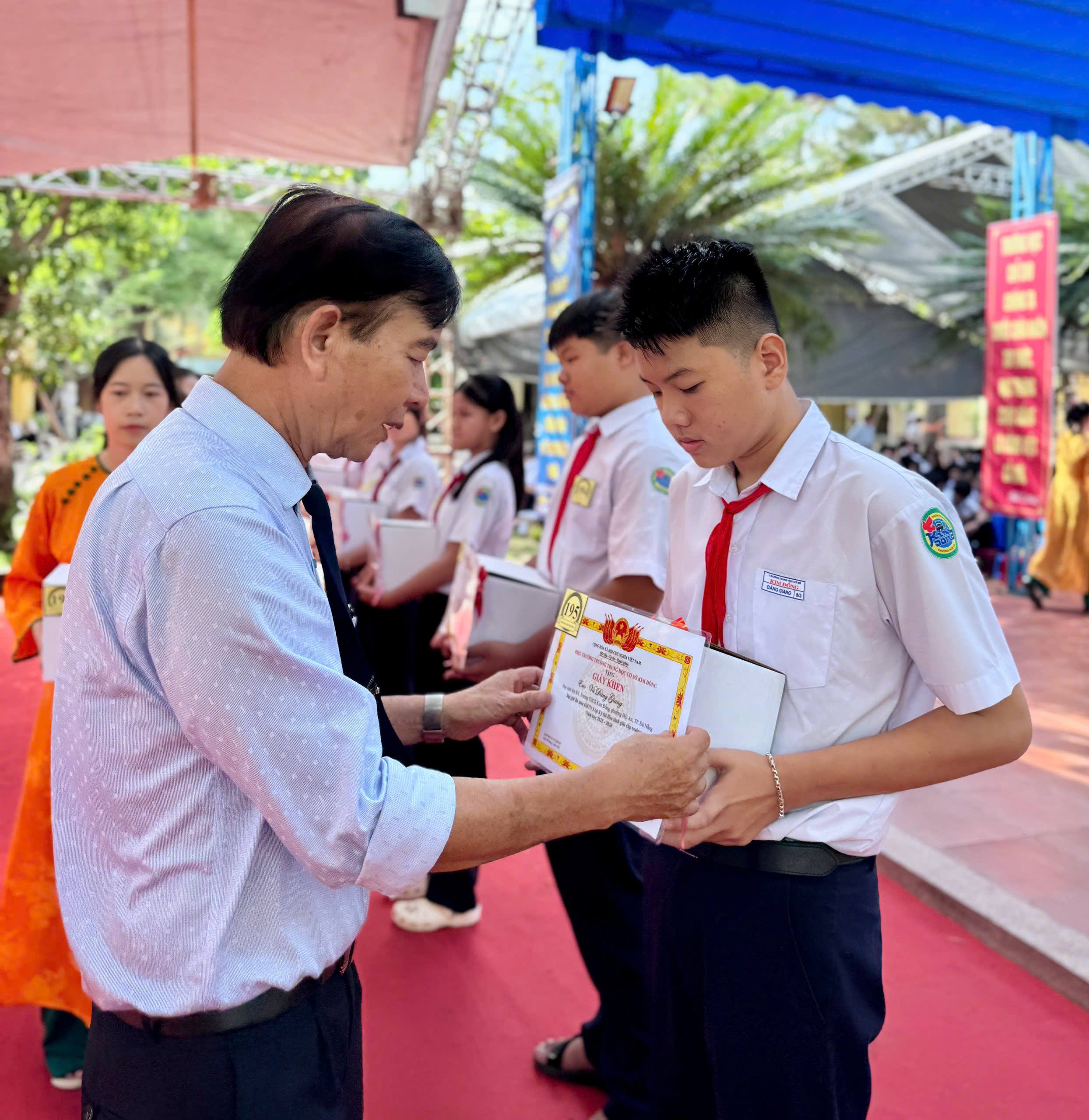 anh tin bai